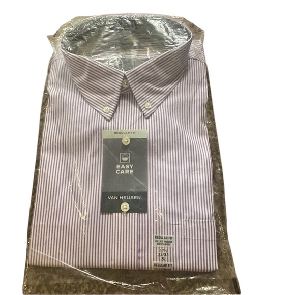 Van Heusen Button Down Shirt - Picture 4 of 8